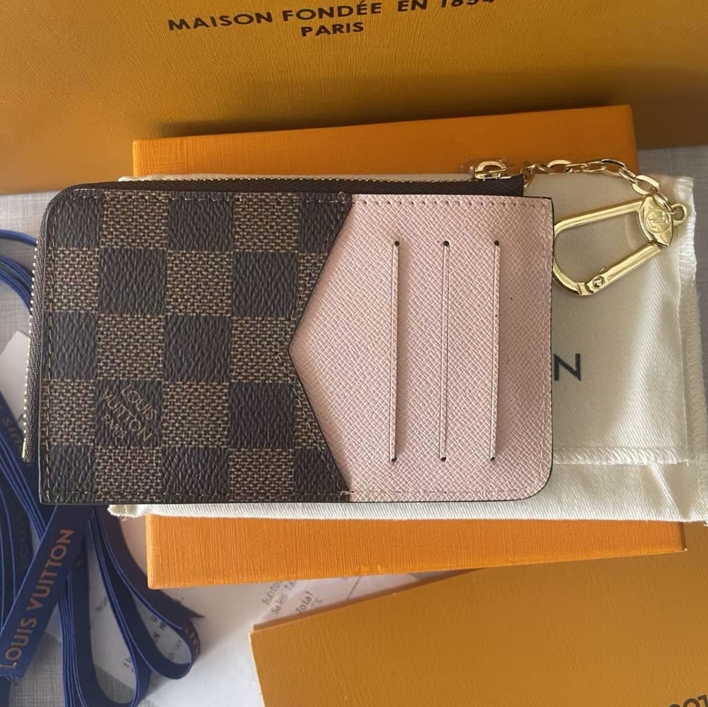 Louis Vuitton Recto Verso Card Holder - Picture 2 of 9